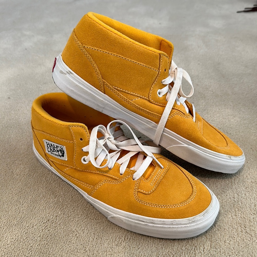 Van’s half cab professional skateboarding shoe
